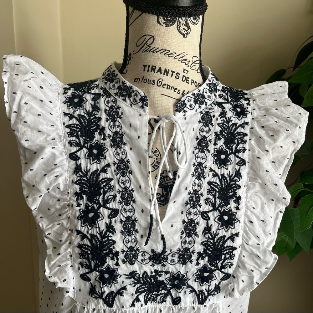 Loft Embroidered Floral Dot Ruffle Sleeveless Top White Sz S - Picture 5 of 16